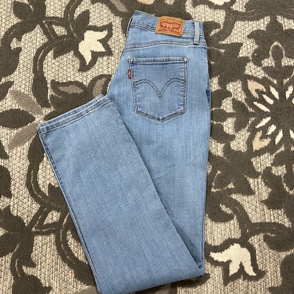 Levi Strauss & Co Jeans - Picture 5 of 5